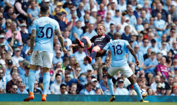 在分析本届 在分析本届