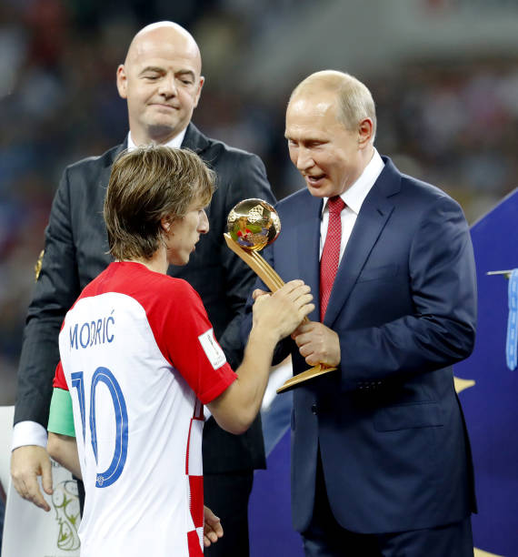 与之对应 与之对应