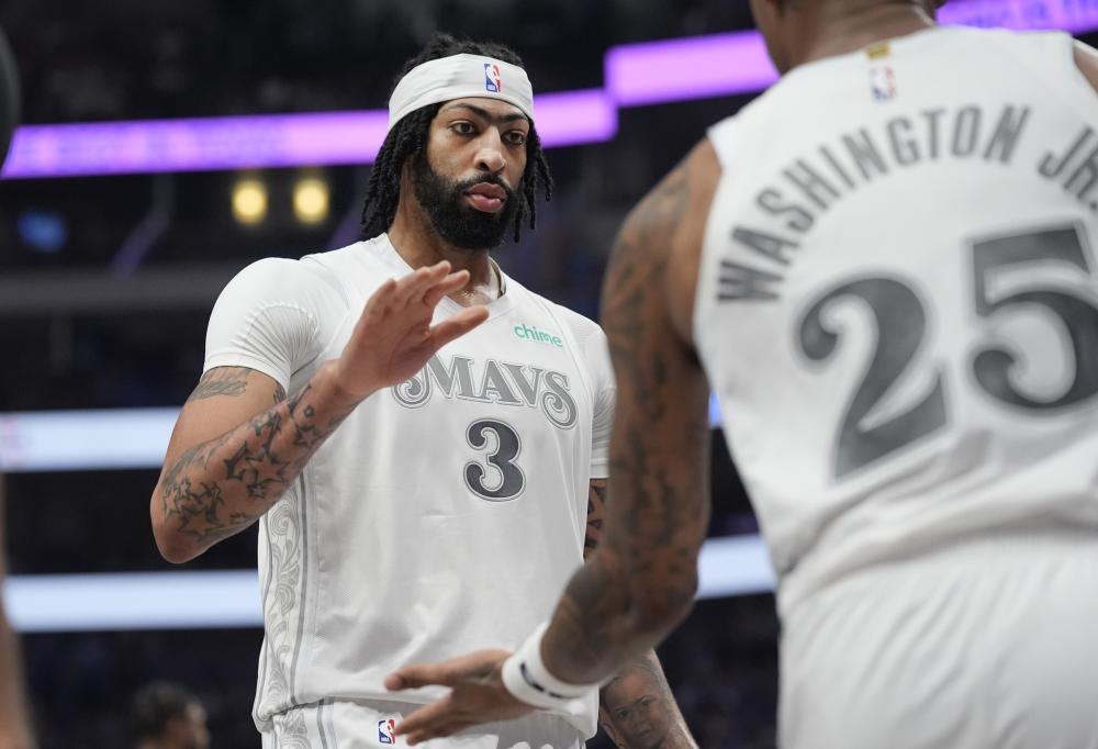 施罗德领衔 施罗德领衔