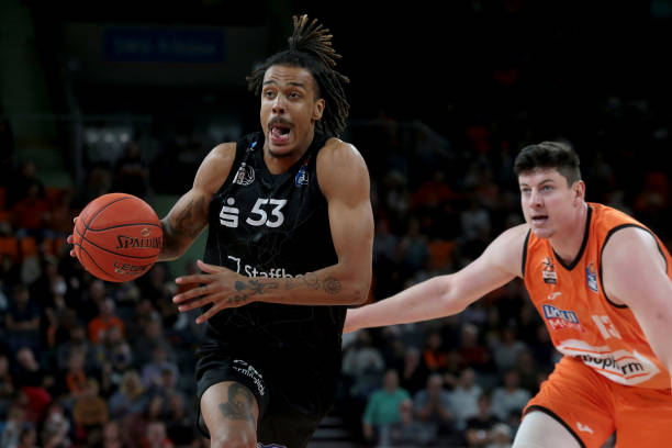 郭艾伦迅速 郭艾伦迅速