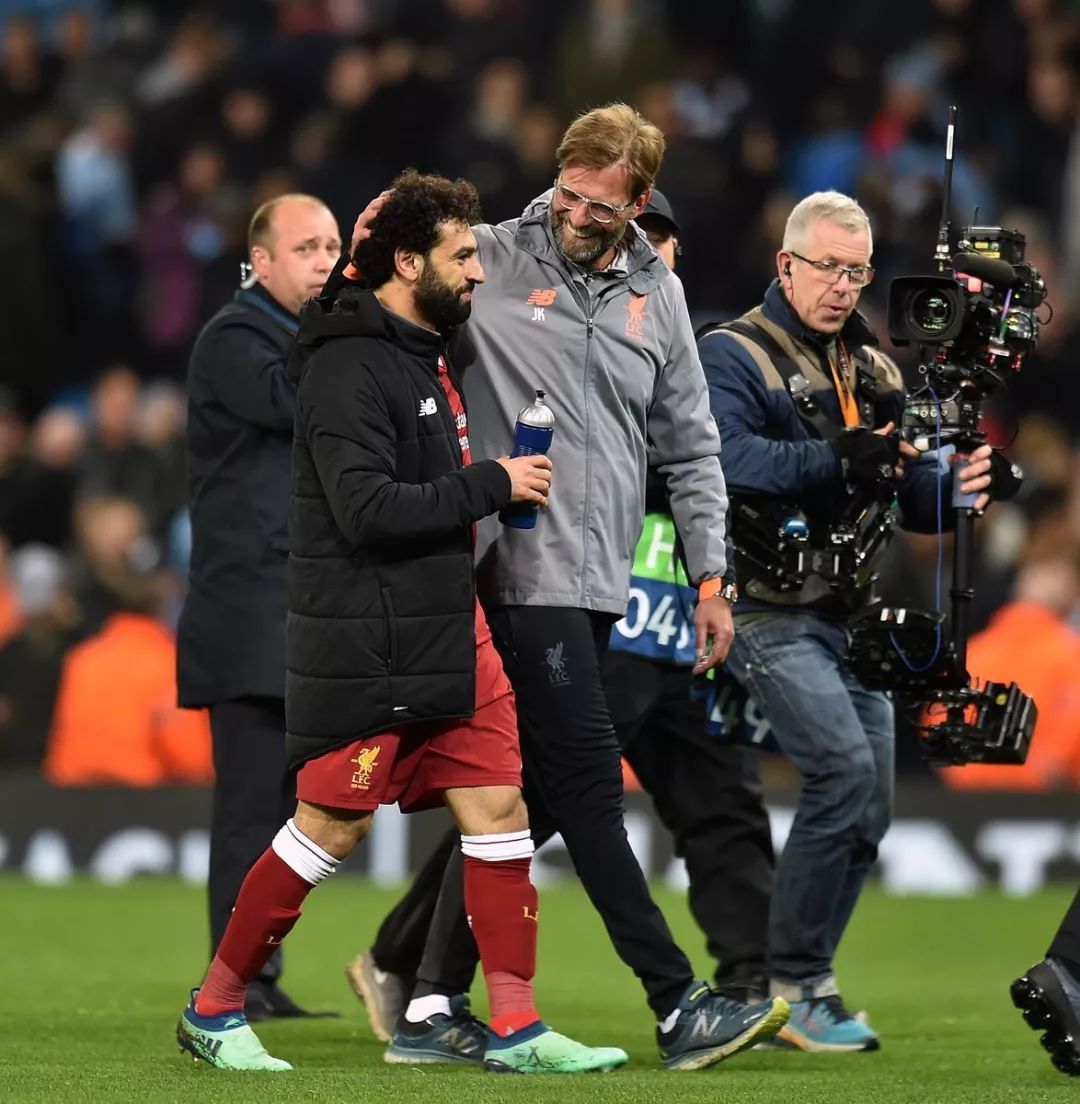 泰伦卢首次透露欧文离队内幕，詹姆斯心情无处安放